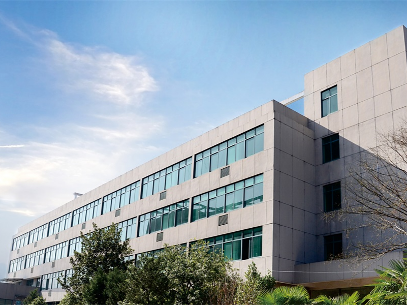9.ZHEJIANG DOLLOR SEWING MACHINE CO.,LTD